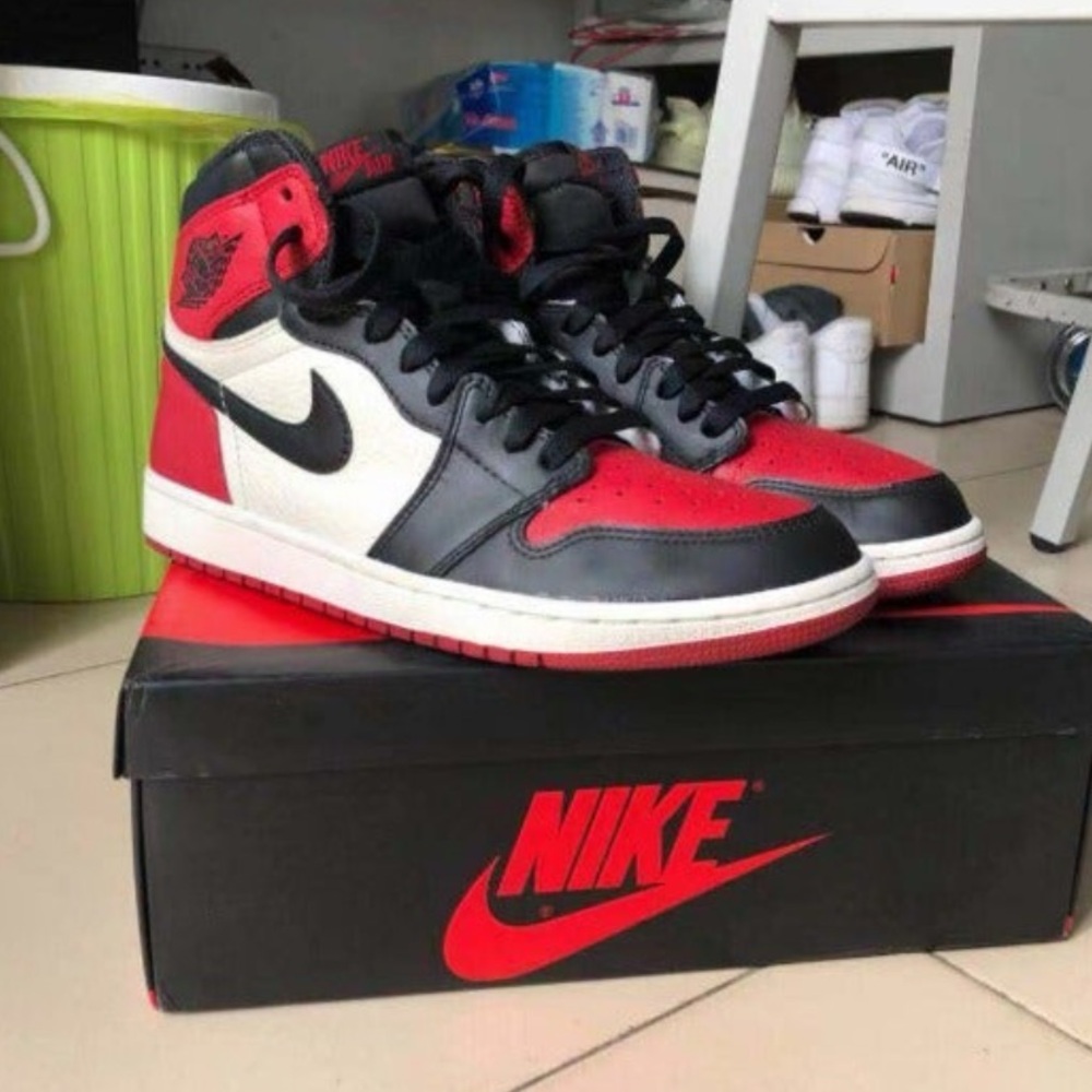Nike Air Jordan 1 High Bred Toe size 10